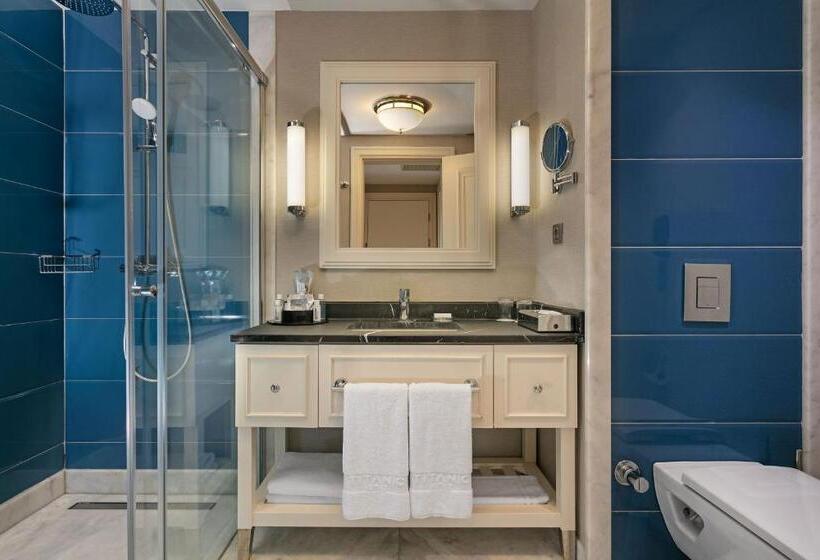 סוויטה משפחתית, Titanic Deluxe Golf Belek