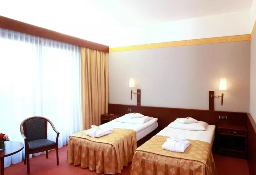 キングサイズベッドのデラックスルーム, Parkhotel Vienna
