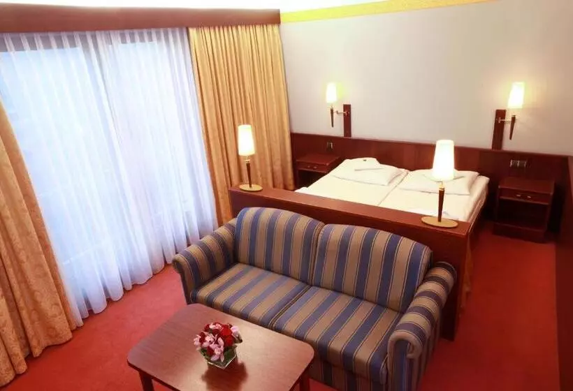 キングサイズベッドのデラックスルーム, Parkhotel Vienna
