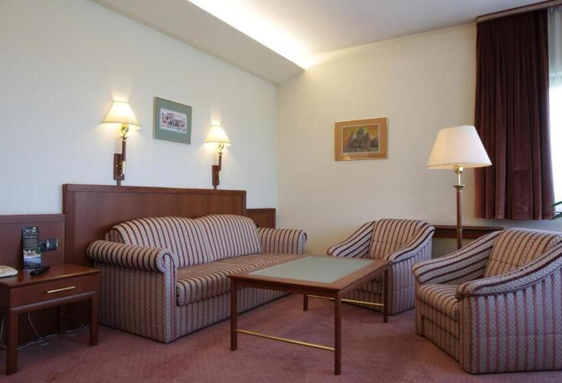 سوئیت پرزیدنت, Parkhotel Vienna
