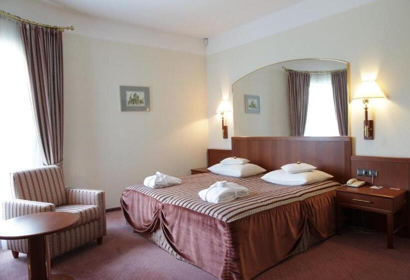 سوئیت پرزیدنت, Parkhotel Vienna