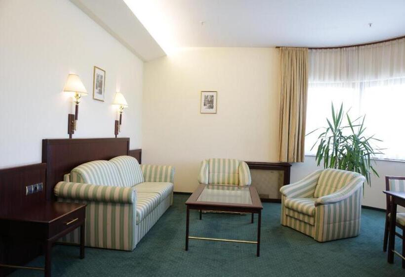 سوئیت پرزیدنت, Parkhotel Vienna