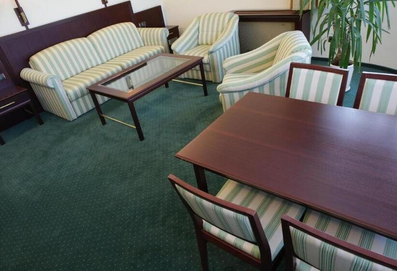 سوئیت پرزیدنت, Parkhotel Vienna