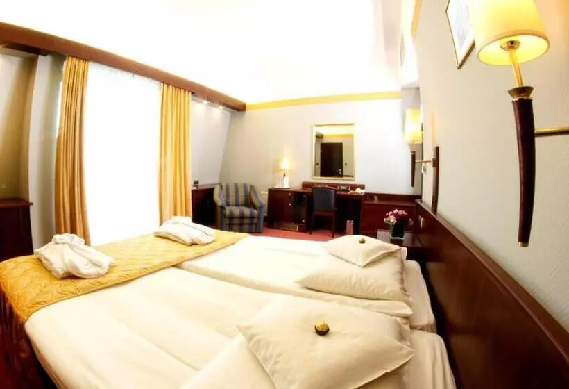 スタンダードルーム, Parkhotel Vienna