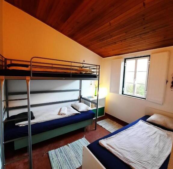 スタンダード４人部屋, Getwet Surfcamp Ii