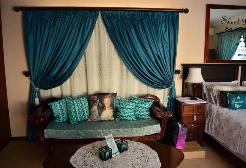オーシャンビューデラックスルームバルコニー付き, Casa Alegre Guesthouse