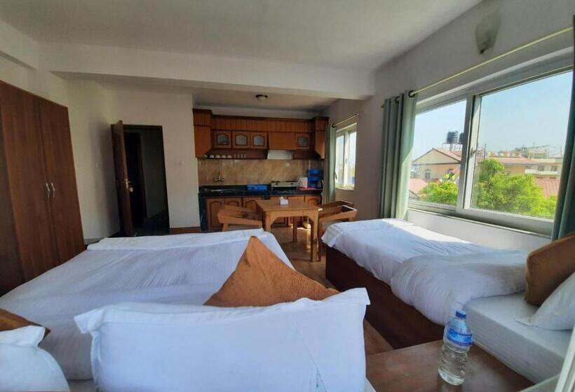 اتاق خانوادگی, Eco Inn Guest House