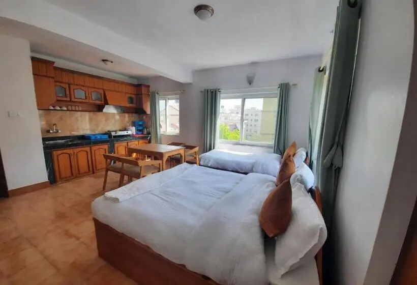 اتاق خانوادگی, Eco Inn Guest House