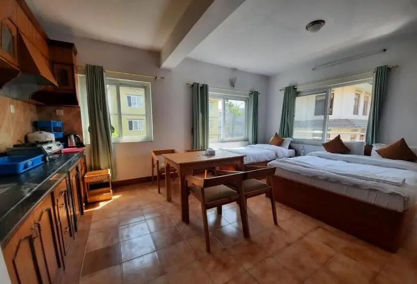 اتاق خانوادگی, Eco Inn Guest House