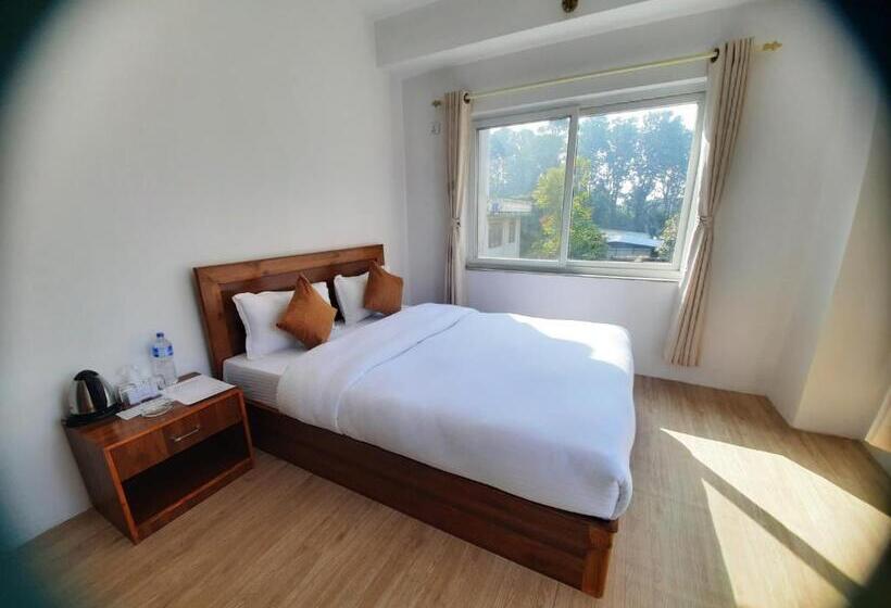 اتاق استاندارد یک نفره, Eco Inn Guest House