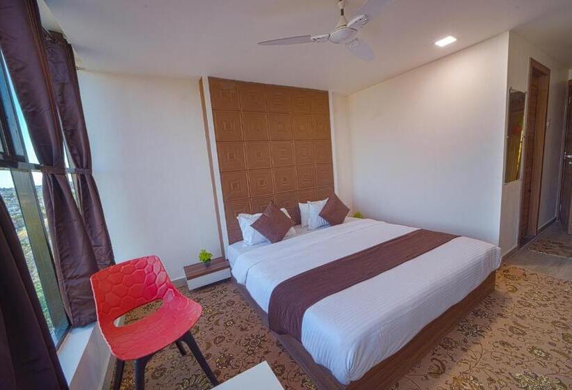 Deluxe-huone, Jurkis Kolhapur