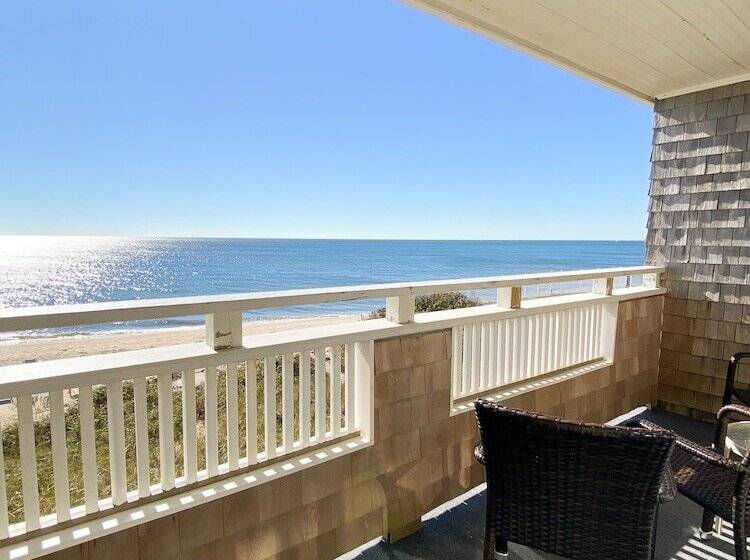 2 Bedrooms Suite Sea View, Seashell Motel
