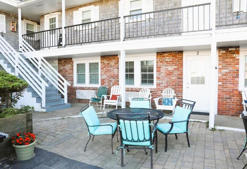 スタンダード4人部屋, Seashell Motel