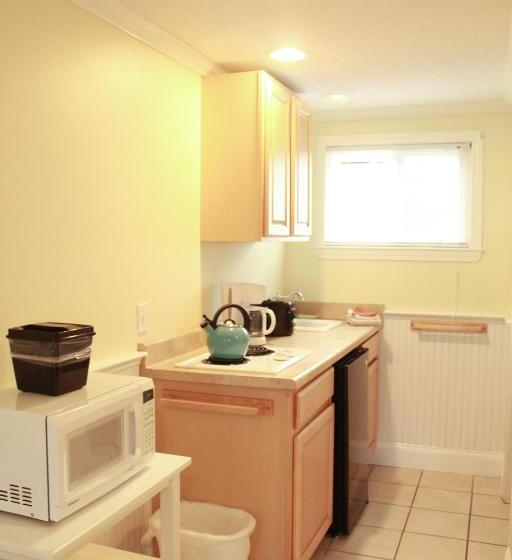 スタンダード4人部屋, Seashell Motel