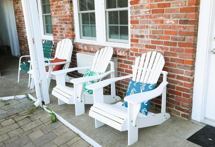 スタンダード4人部屋, Seashell Motel