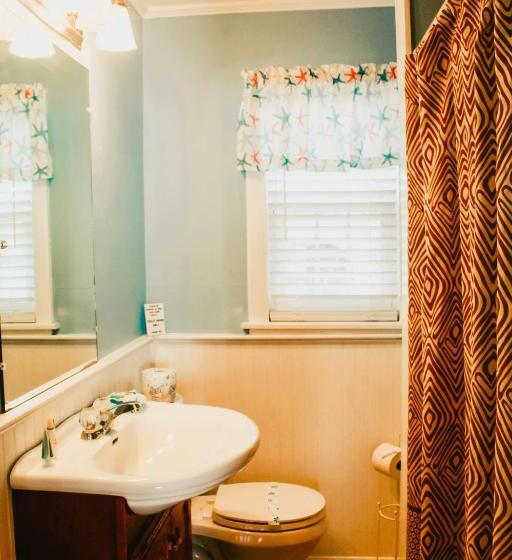 クイーンサイズベッドのスタンダードルーム, Seashell Motel