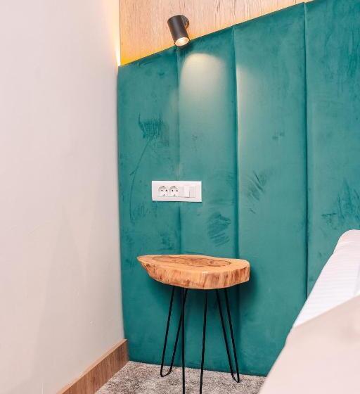 اتاق سوپریور سه تخته, Forest