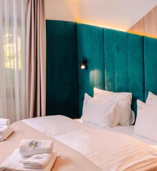 آپارتمان 2 خوابه, Forest