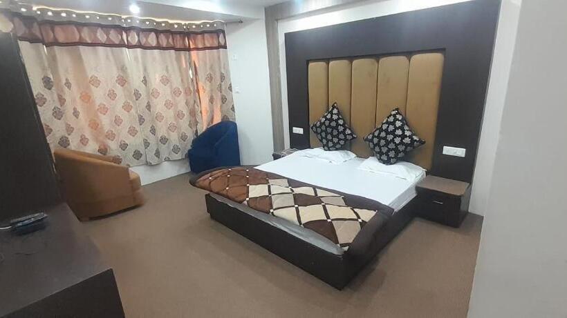 اتاق استاندارد, Zoon Dabb Srinagar Airport Kashmir