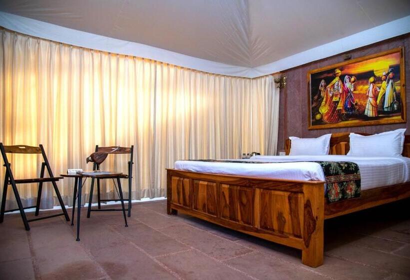 چادر با خدمات رفاهی استاندارد, Kurja Resort Balsamand