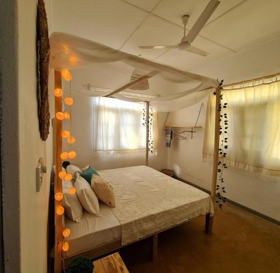 Standard room with outdoor bath, Frida House