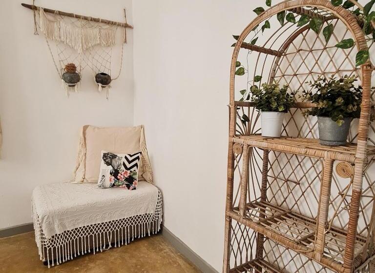 Quarto Standard Banheira Exterior, Frida House