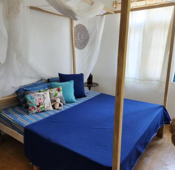 اتاق استاندارد با تخت بزرگ, Frida House