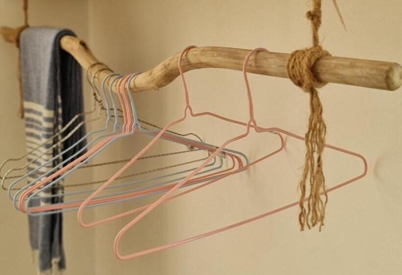 Quarto Estandar Cama King, Frida House