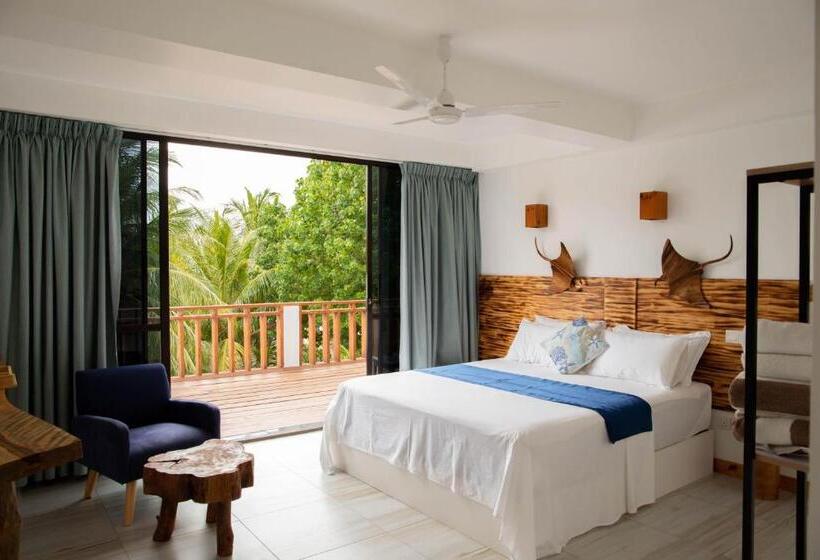 اتاق سوپریور با تخت بزرگ, Kudhi Boli Beach House