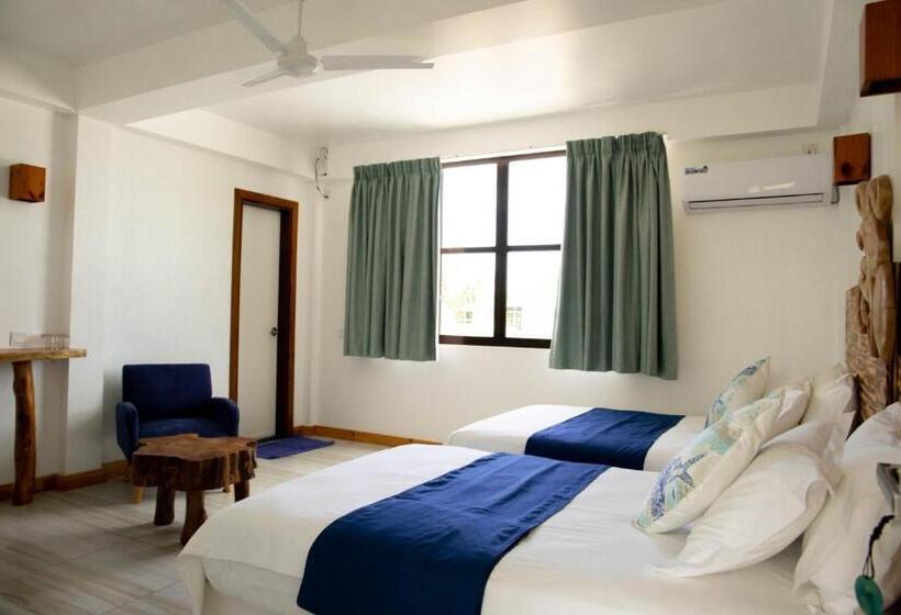 اتاق استاندارد, Kudhi Boli Beach House