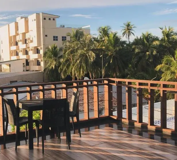 اتاق خانوادگی با چشم‌انداز دریا, Kudhi Boli Beach House