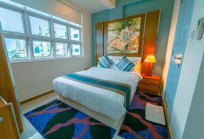 Deluxe Suite Sea View, Umet Seaview Hotel With Free Roundtrip Airport Pick Up And Drop Off