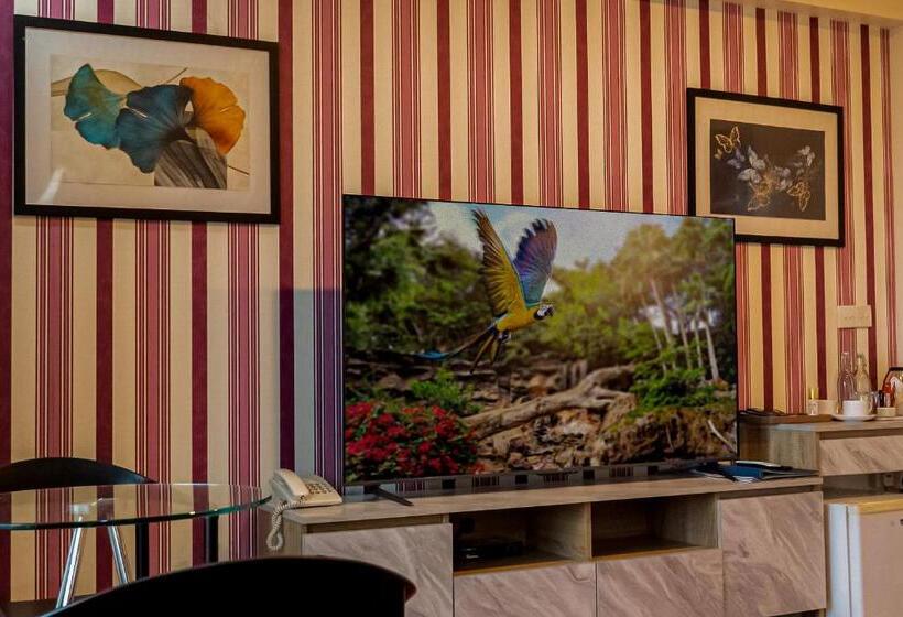 سوییت اجرایی, Umet Seaview Hotel With Free Roundtrip Airport Pick Up And Drop Off