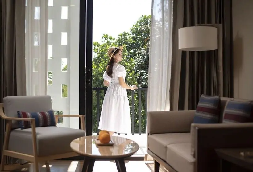 スイート, Emmaline Hotel Nan