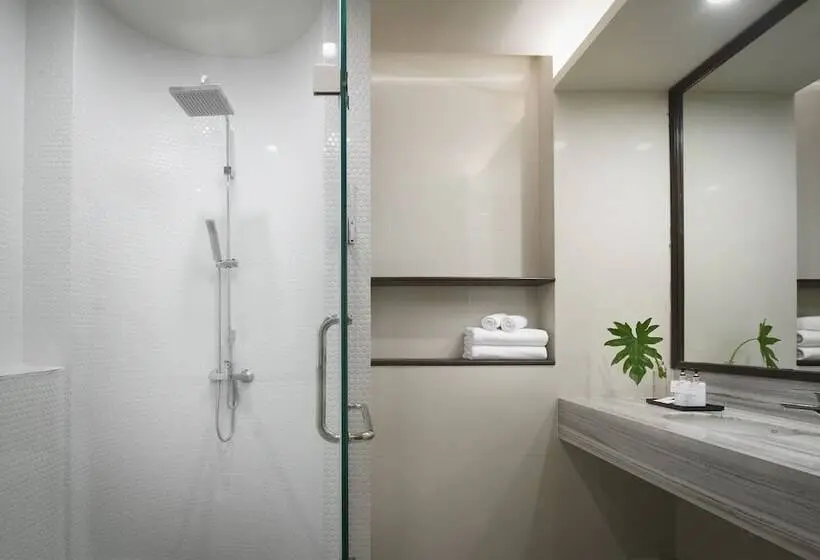 スイート, Emmaline Hotel Nan