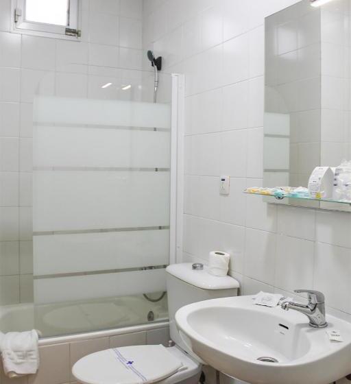 اتاق اکونومی یک تخته, Vía Sevilla   Cádiz By Ma 22 Puntos