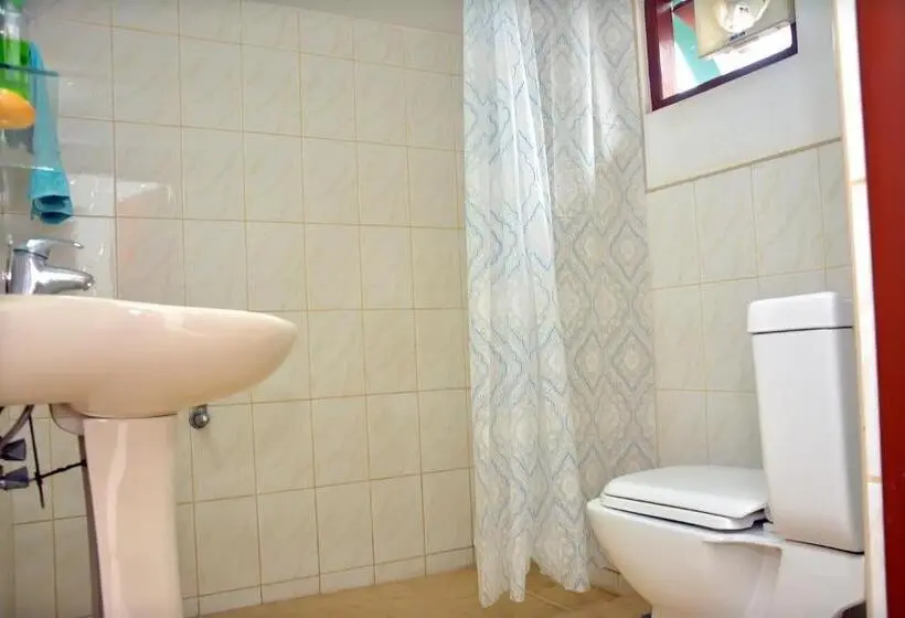 身障者適用スタンダードルーム, Yolanda Villa Negombo