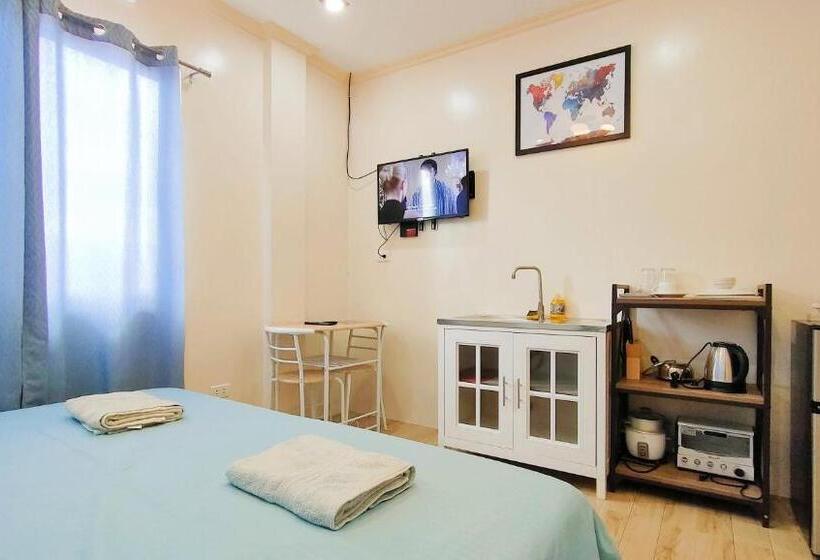 Escritório Deluxe, Intoy S Place