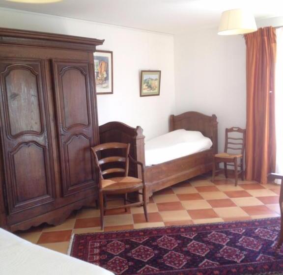 带花园景观的标准三人间, B&b Château Pierre De Lune