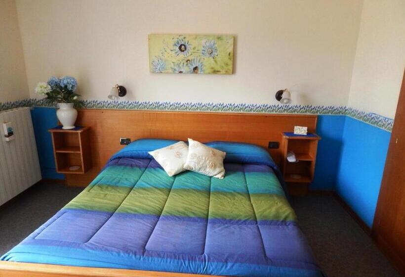 חדר סטנדרט עם מיטת קינג, B&b La Meta