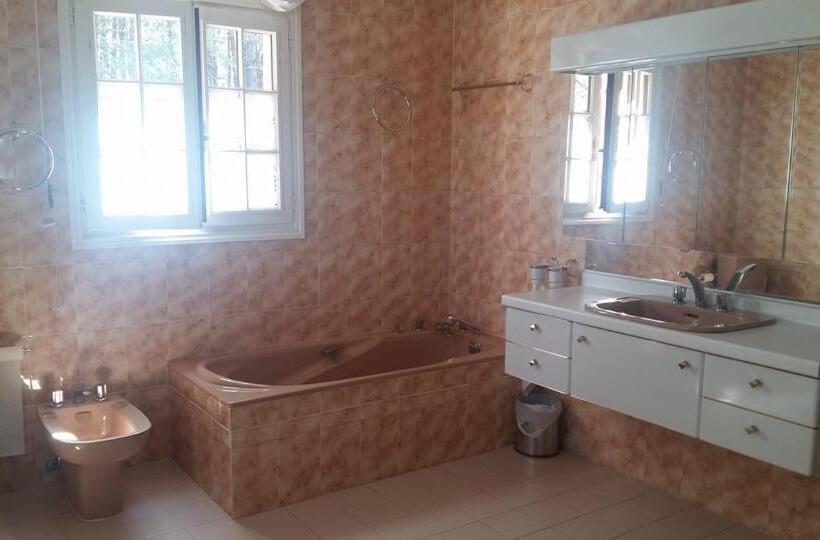 家庭山景房, Clos De L Artuby