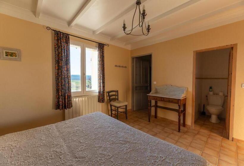 Номер Стандарт Вид на Сад, Chambres D Hôtes La Clape