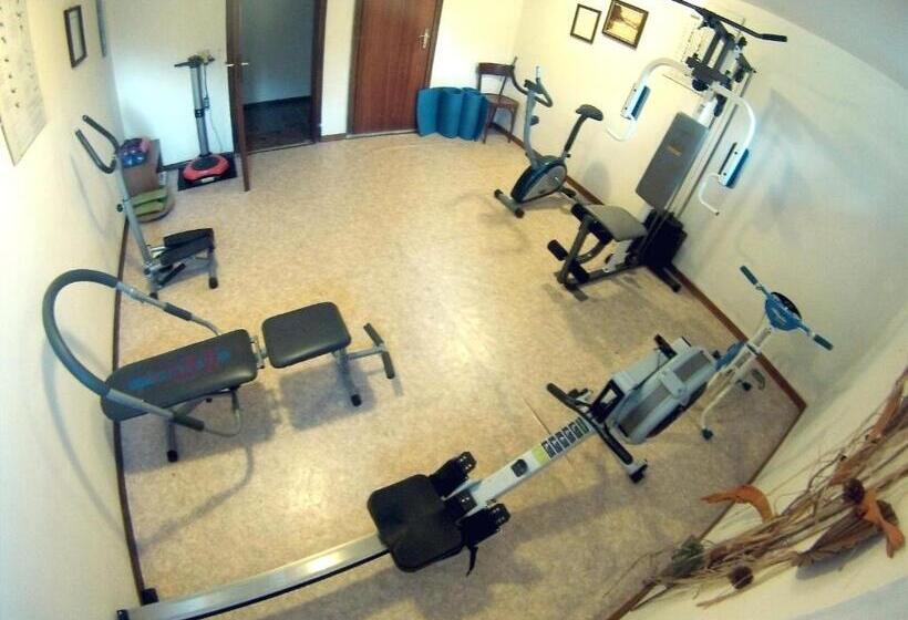 إستوديو قياسى, Residence Catullo