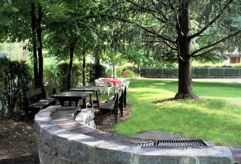 إستوديو قياسى, Residence Catullo