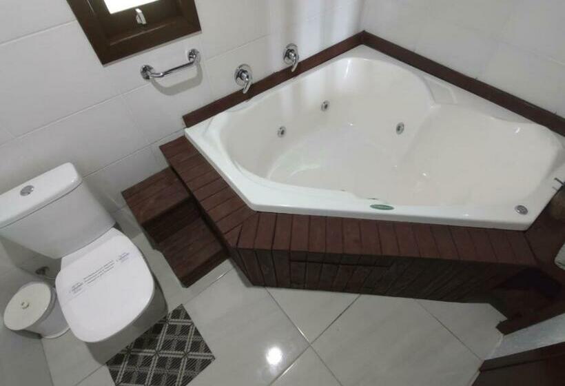 Люкс, Cambará Pousada Cafundó