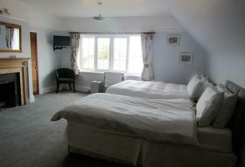 Chambre Familiale, The Old Post House