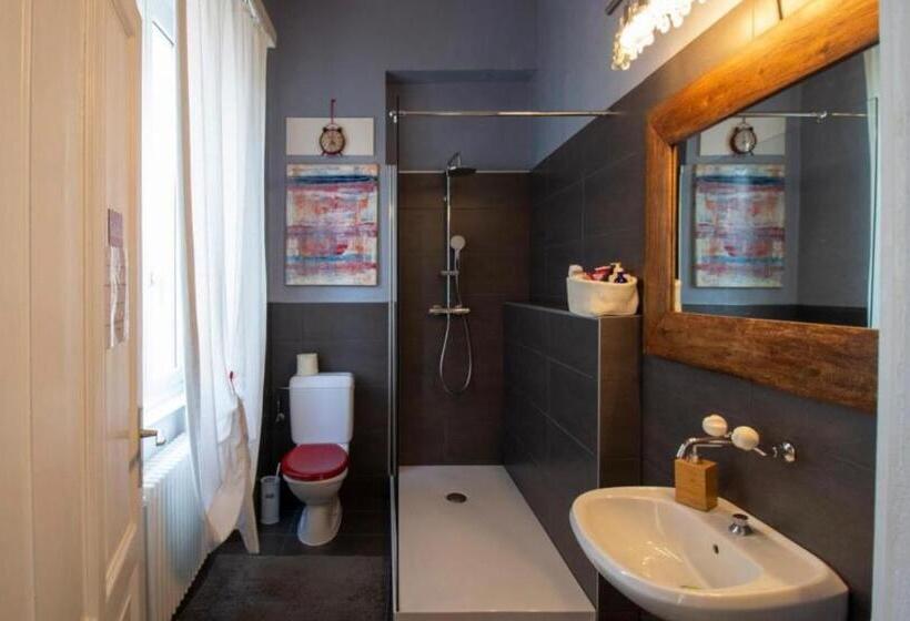 Quarto Economy, Villa Art è