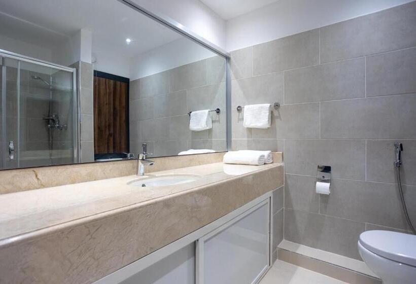 اتاق استاندارد, Hôtel L Europe