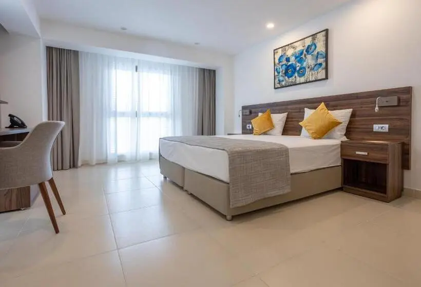 اتاق استاندارد یک نفره, Hôtel L Europe