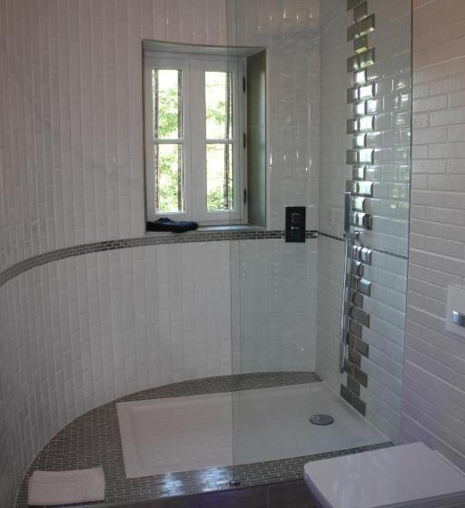 جناح عائلي, Le Clos De La Chardonnière